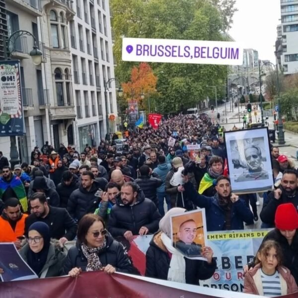Hommage à Ahmed Zefzafi et Mohcine Fikri à Bruxelles :…